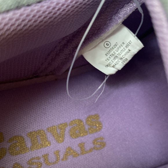 Canvas Casuals sz 6 EUC! Worn 1 time! Gray with cushion foam inside! - Picture 3 of 4